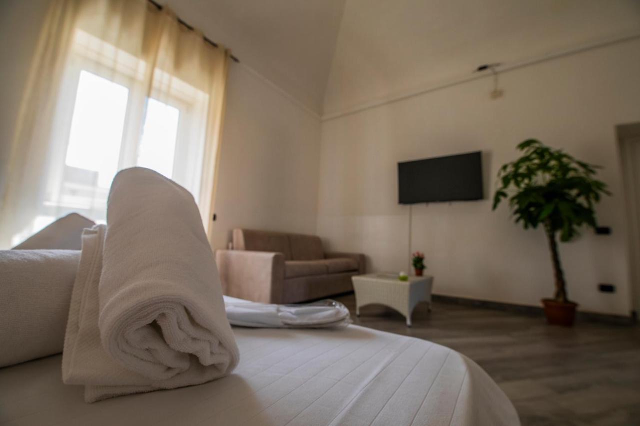 B&B Macellum ปอมเปอี ภายนอก รูปภาพ