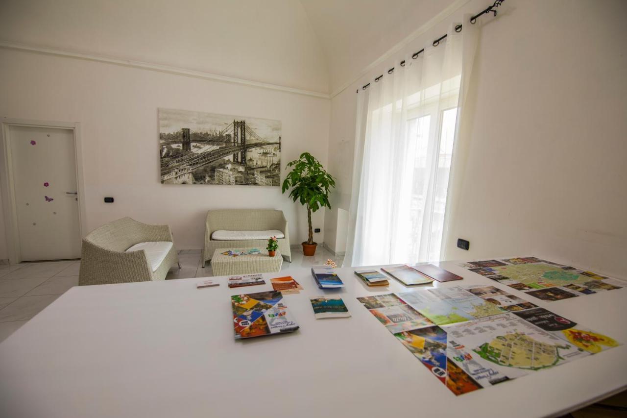 B&B Macellum ปอมเปอี ภายนอก รูปภาพ